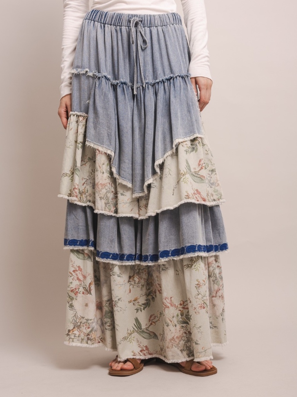 Bluevelvet Stretchy Waist Light Denim Floral Print Layered Maxi Skirt - Picture 6 of 7